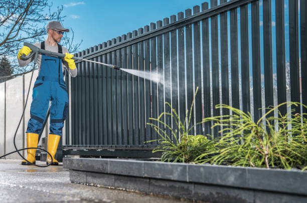 High Pressure Cleaning